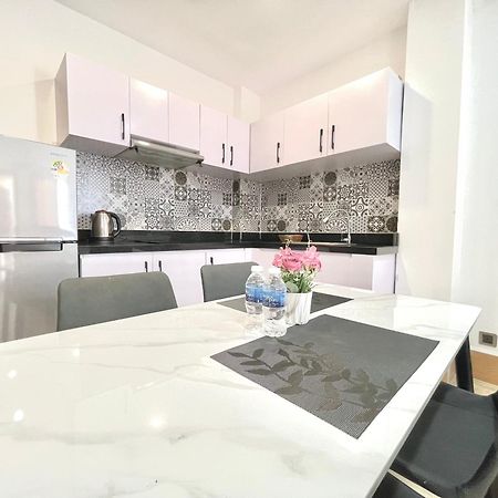 Rs Central Apartments - 200M To Royal Palace Phnom Penh Luaran gambar