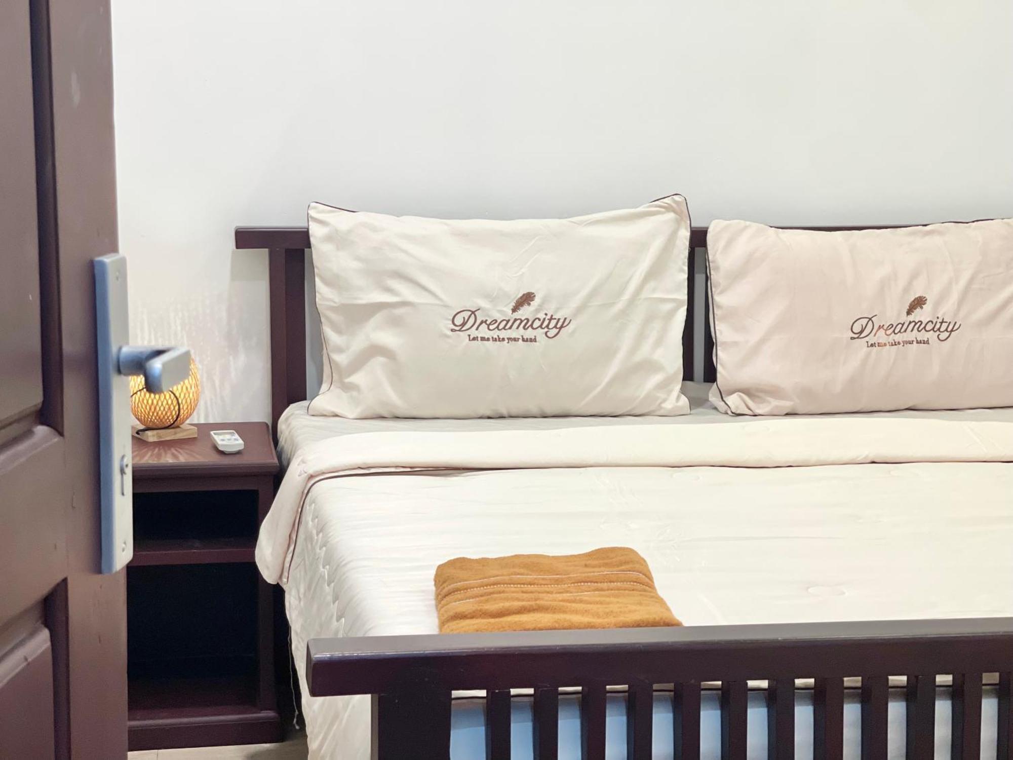 Rs Central Apartments - 200M To Royal Palace Phnom Penh Luaran gambar